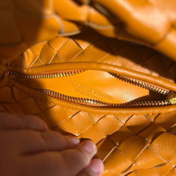 DHGATE woven top knot handle bag - Picture 2 of 3